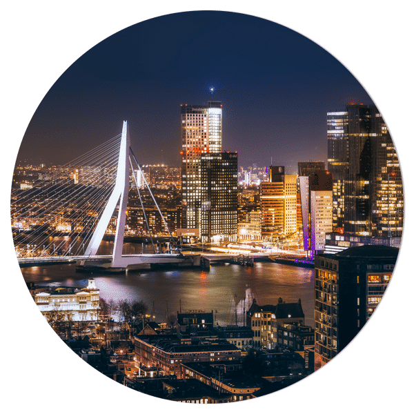 Muurcirkel – Rotterdam bij nacht